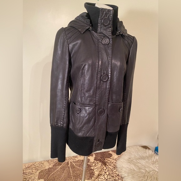 Mackage Hooded Leather Jacket Size M in good condition - Picture 5 of 16